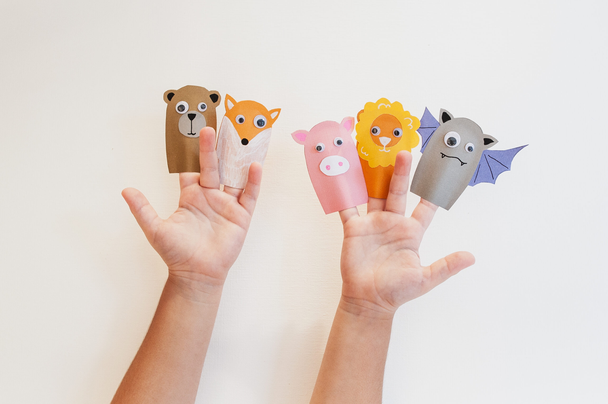 Cómo hacer marionetas de dedo para niños 